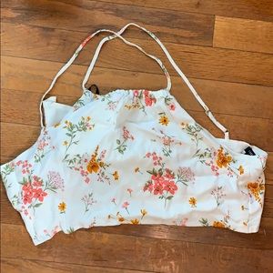 Flowered tie crop top